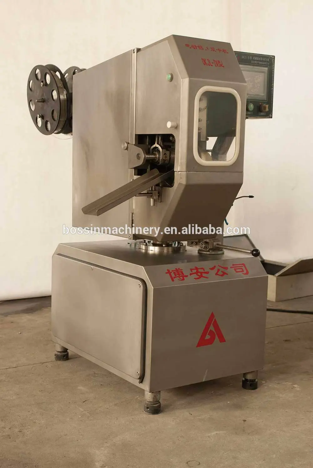 https://www.bossinmachinery.com/sausage stuff filling machine factory